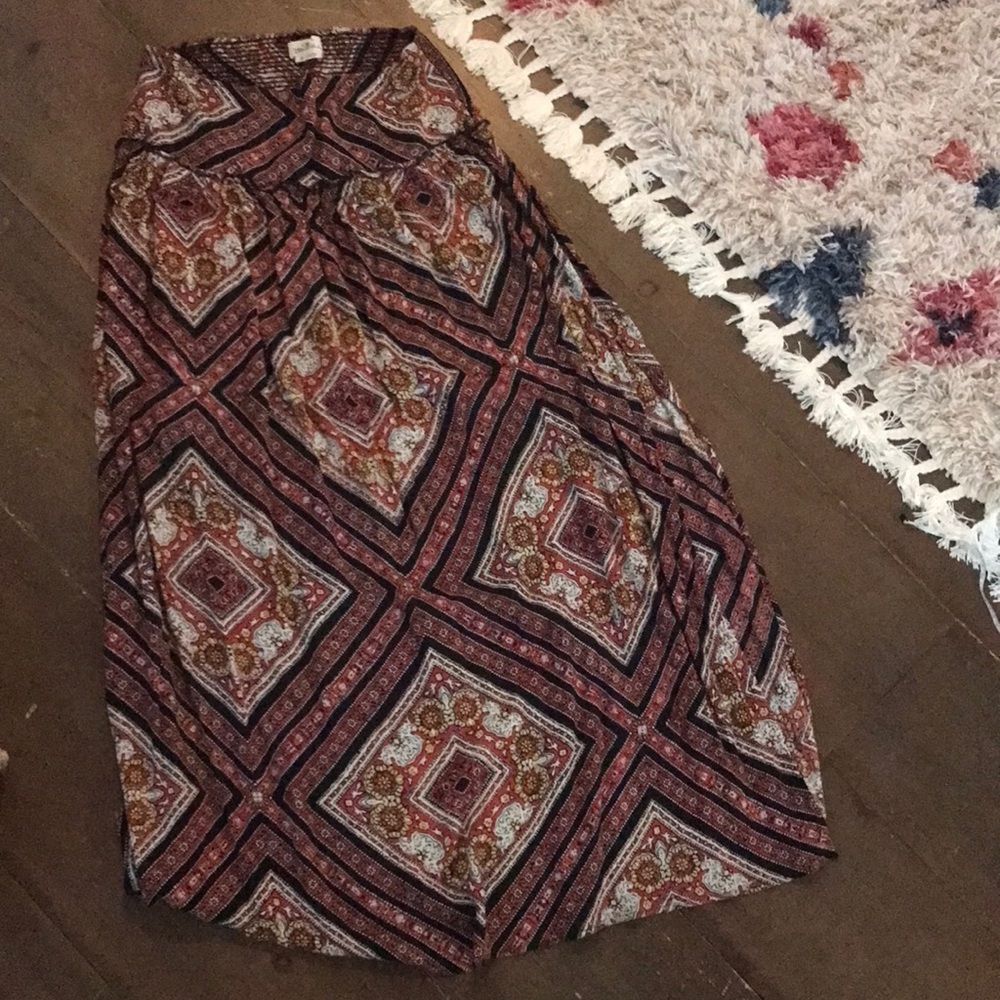 O’Neill flowy skirt size small